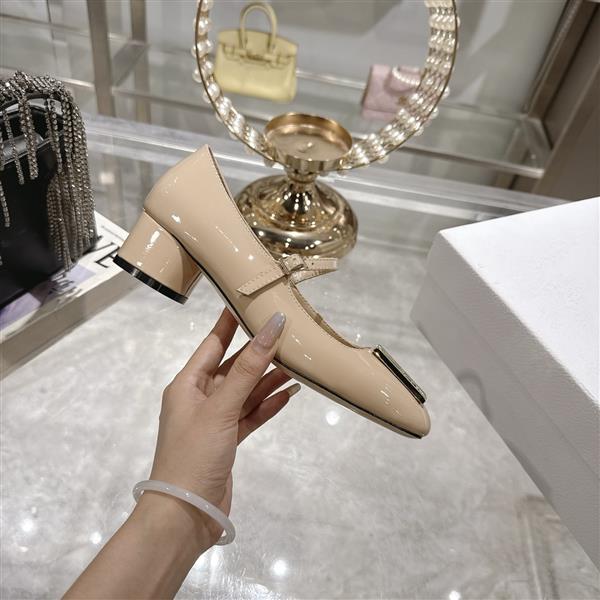 20251127171539457 270